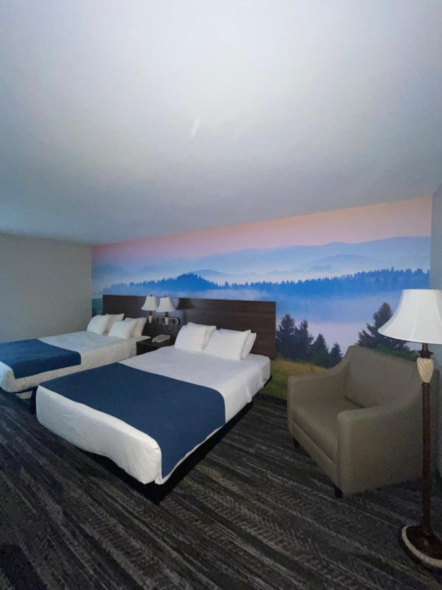 فندق Clarion Pointe-Dillard Near Blue Ridge Mountains المظهر الخارجي الصورة