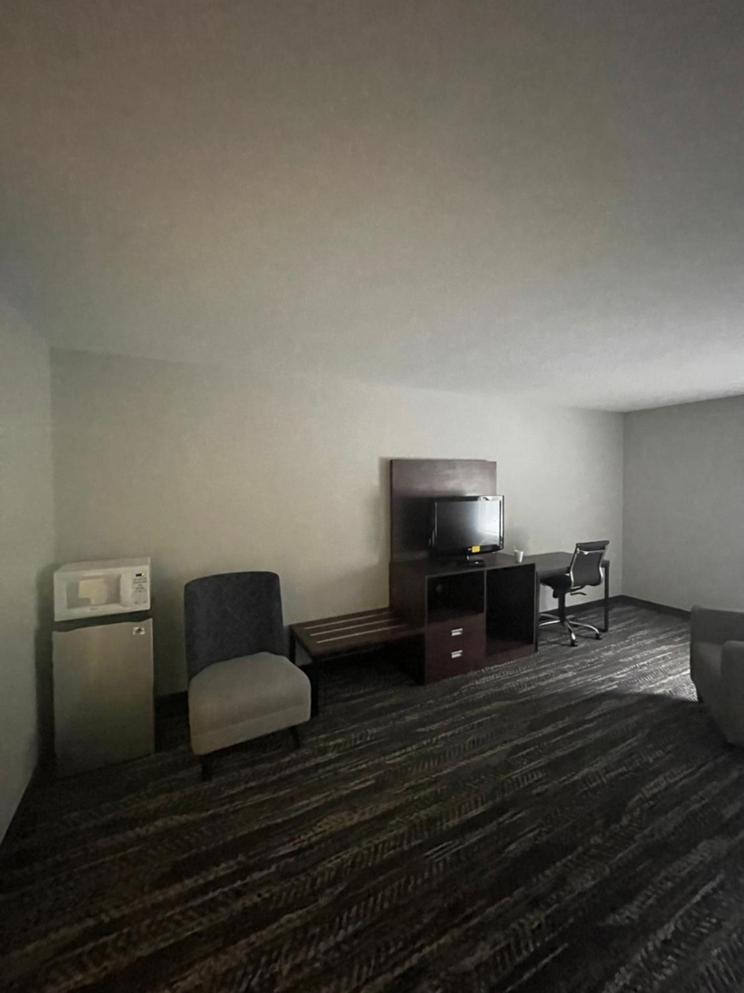 فندق Clarion Pointe-Dillard Near Blue Ridge Mountains المظهر الخارجي الصورة