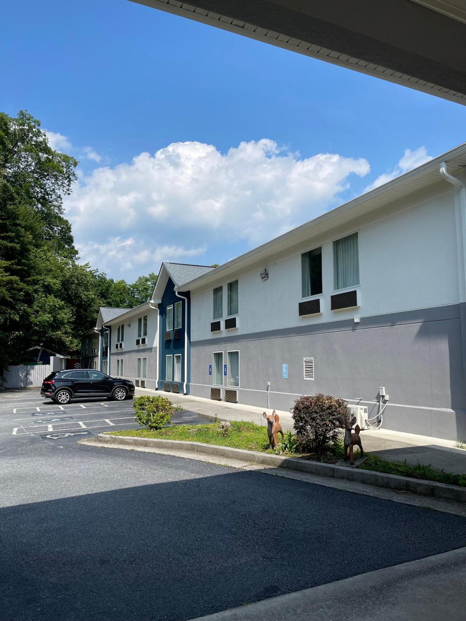 فندق Clarion Pointe-Dillard Near Blue Ridge Mountains المظهر الخارجي الصورة
