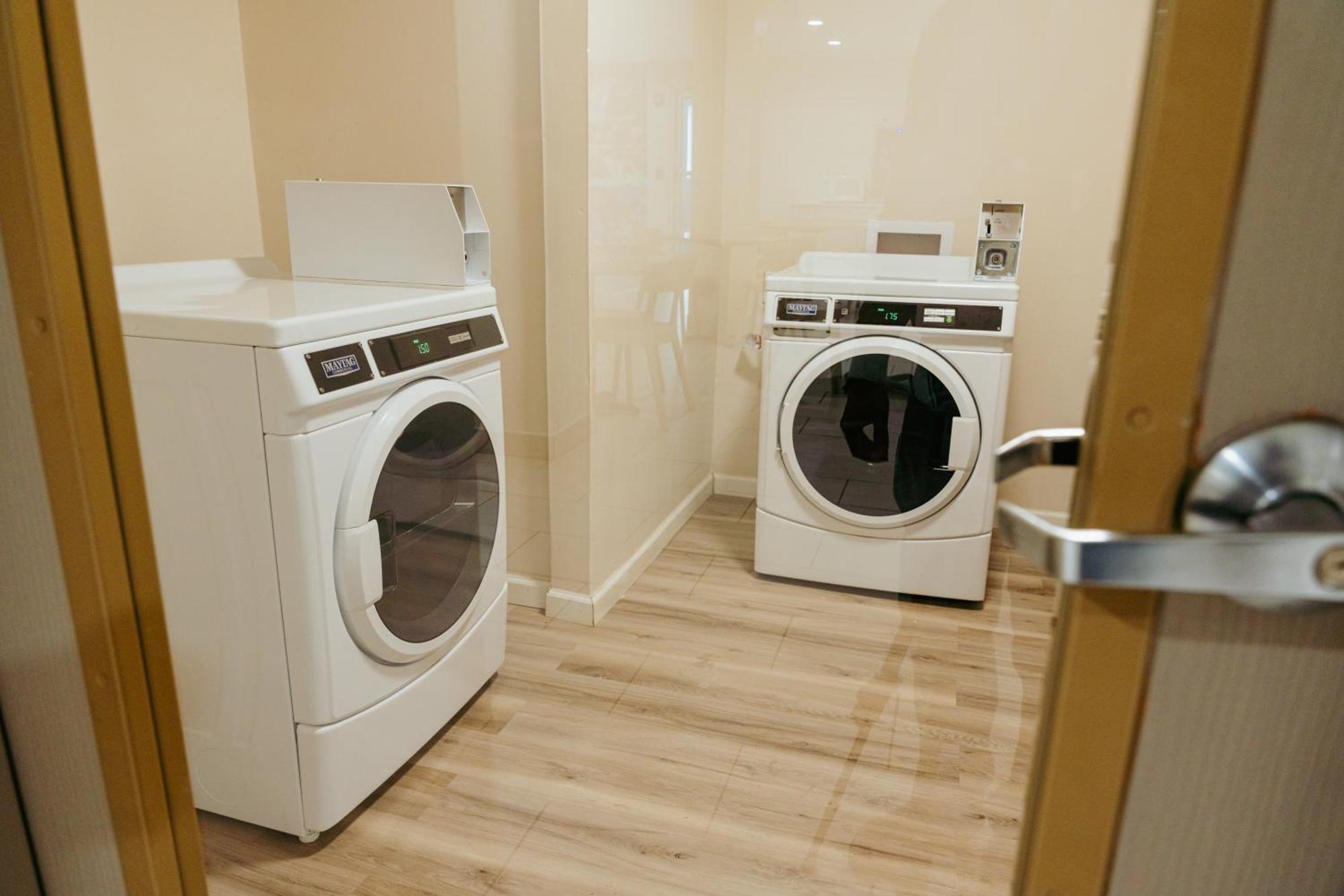 فندق Clarion Pointe-Dillard Near Blue Ridge Mountains المظهر الخارجي الصورة