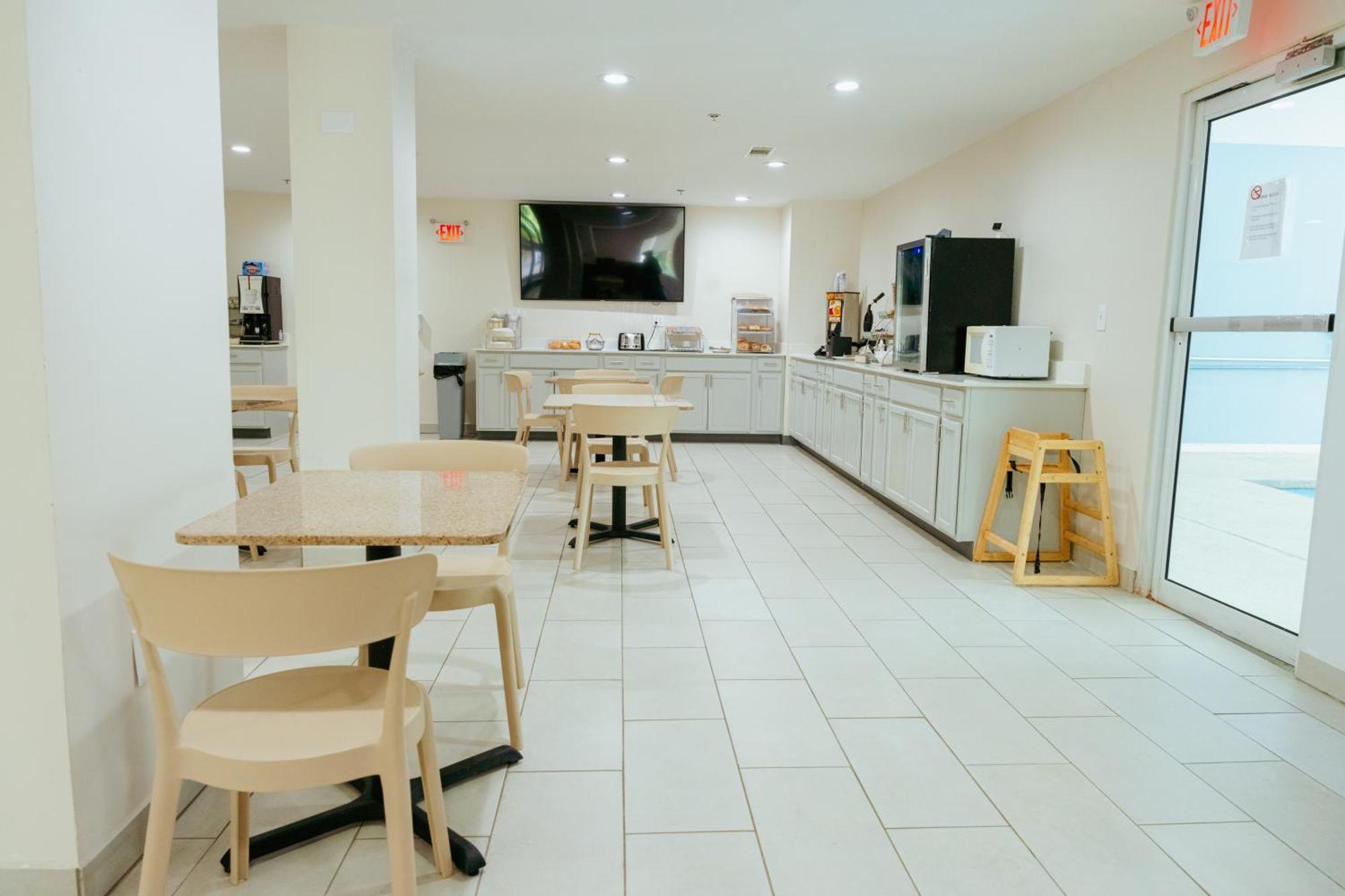 فندق Clarion Pointe-Dillard Near Blue Ridge Mountains المظهر الخارجي الصورة